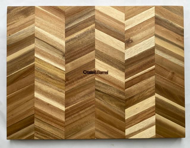 Acacia Herring Bone Rect 24x18x1.5 inch