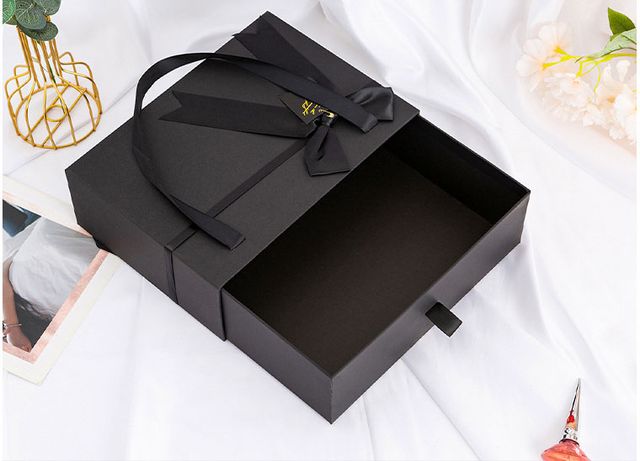 OEM ODM SET OF 4 BLACK BOXES WITH HANDLE AND RIBBON BOW